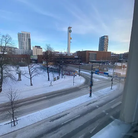 Kotimaailma - Keskustakolmio * Tammerfors